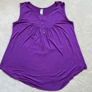 Purple tank top size L, circle cut Henley style worn once excellent condition